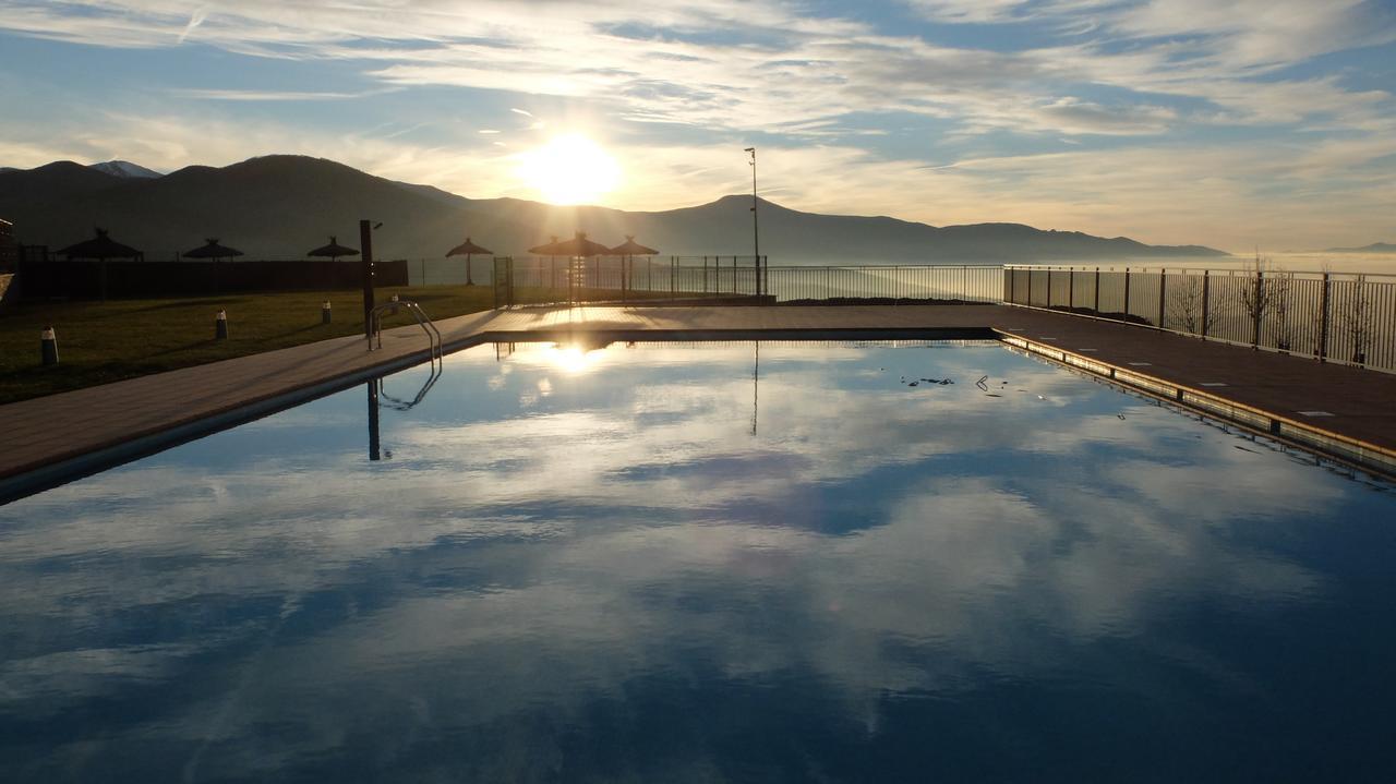 Hotel Rural La Casa Del Peregrino El Acebo de San Miguel エクステリア 写真